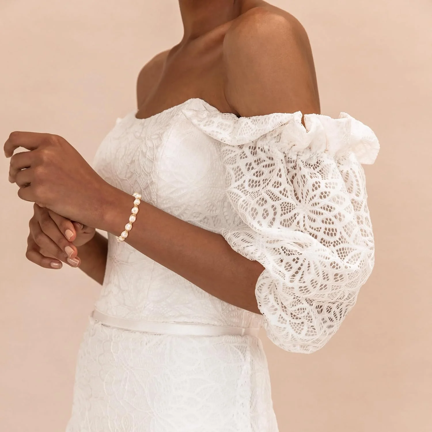 دستبند مروارید ظریف NALACAL، مرواریدهای آب شیرین قدیمی طلای 18 عیار، ابریشم دست ساز، دستبندهای جذاب قابل تنظیم، دستبند انباشتنی، جواهرات عروسی ظریف برای زنان