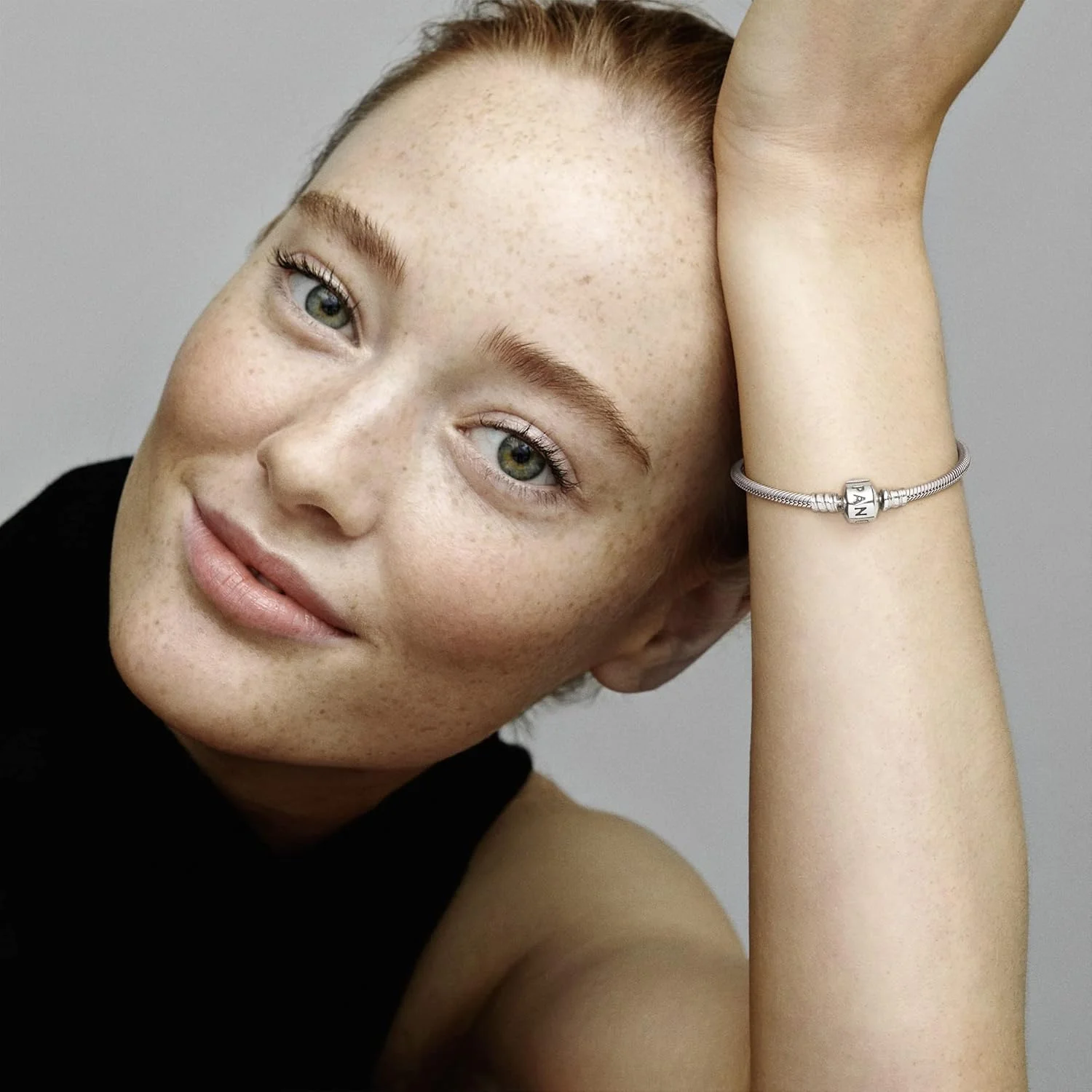 دستبند آویز نمادین پاندورا زنانه، دستبند زنجیری نقره ای استرلینگ با سیستم نخ کشی نوآورانه، بیانگر سبک منحصر به فرد