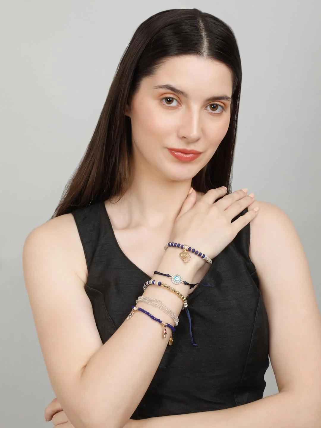 دستبند چشم نظر زنانه و دخترانه یوتبلا دستبند چشم نظر زنانه و دخترانه یوتبلا