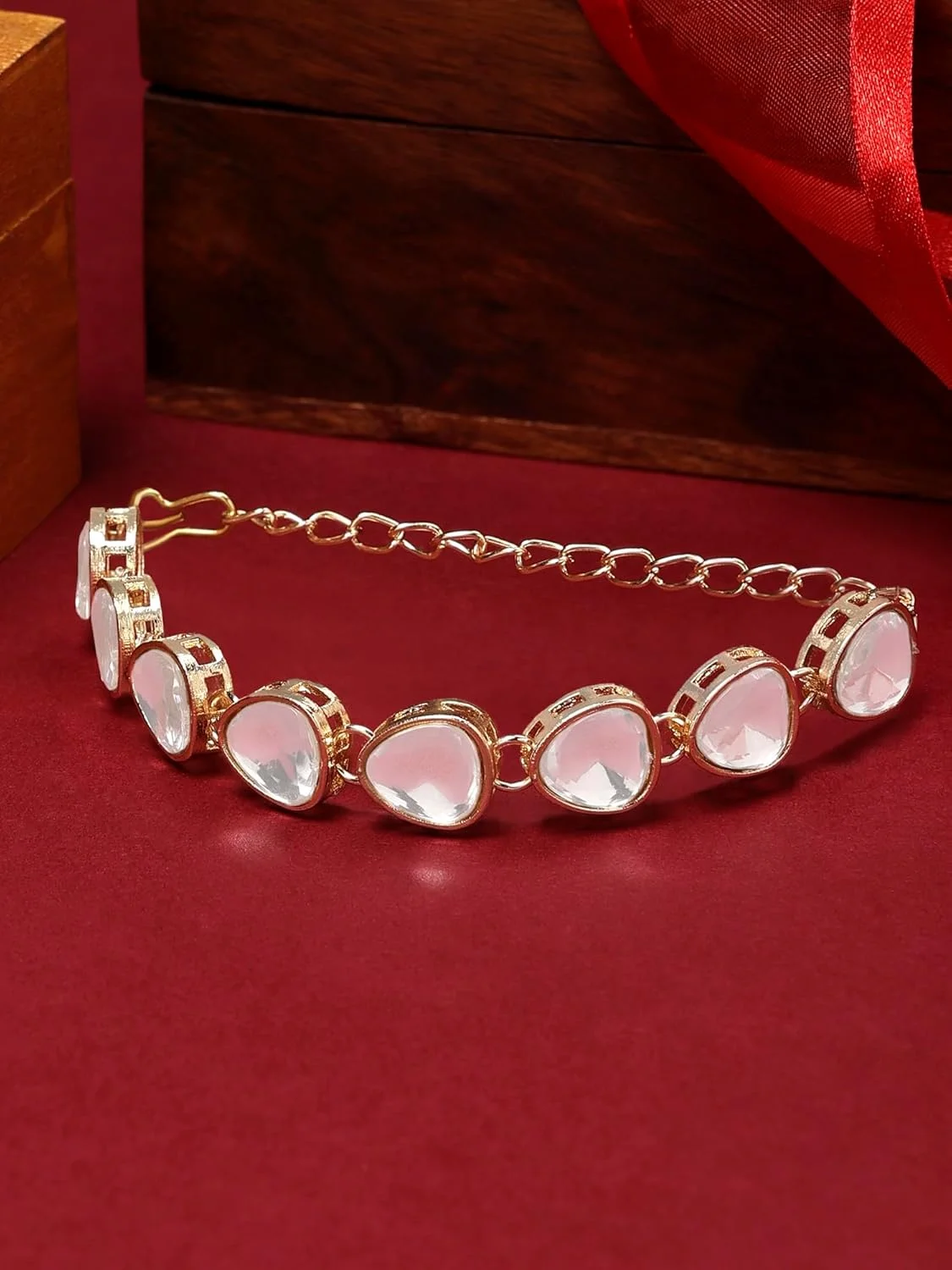 دستبند زنانه طرح طلا با سنگ های مصنوعی زاوری پرلز - ZPFK16596 دستبند زنانه طرح طلا با سنگ های مصنوعی زاوری پرلز - ZPFK16596