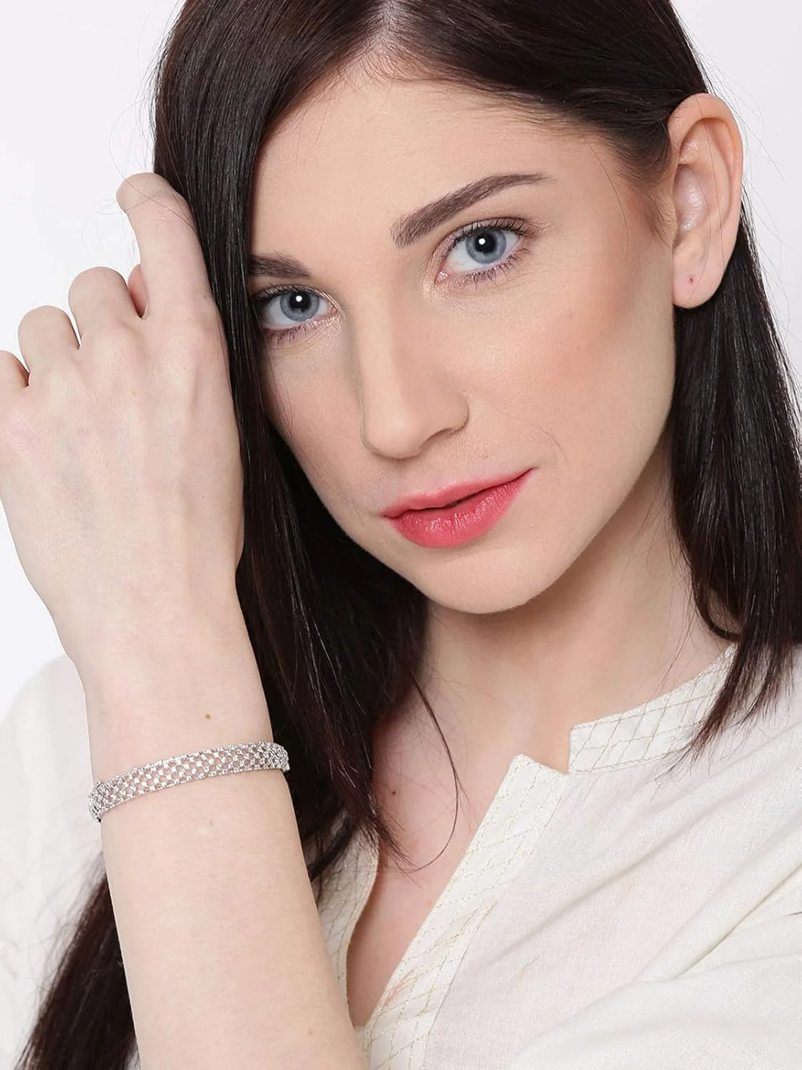 دستبند آویزدار زنانه Zaveri Pearls (نقره ای) (Zpfk5563) دستبند آویزدار زنانه Zaveri Pearls (نقره ای) (Zpfk5563)