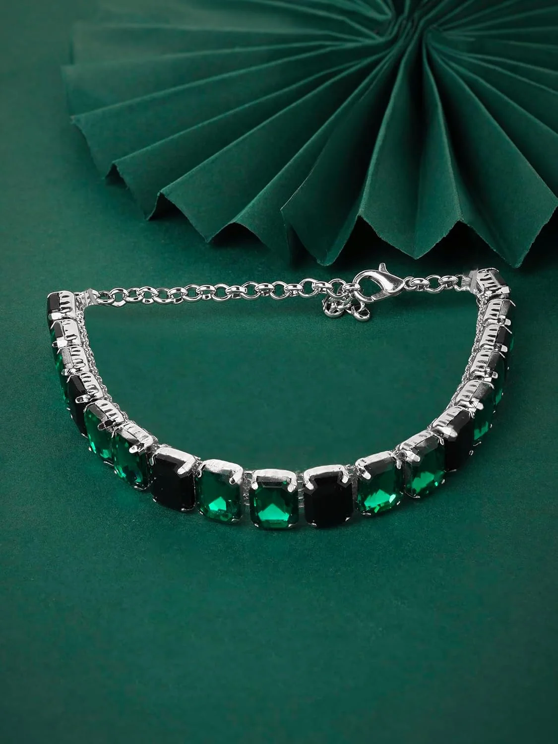 دستبند النگویی نگین دار سبز و مشکی زنانه زاوری پرلز - ZPFK16711 دستبند النگویی نگین دار سبز و مشکی زنانه زاوری پرلز - ZPFK16711