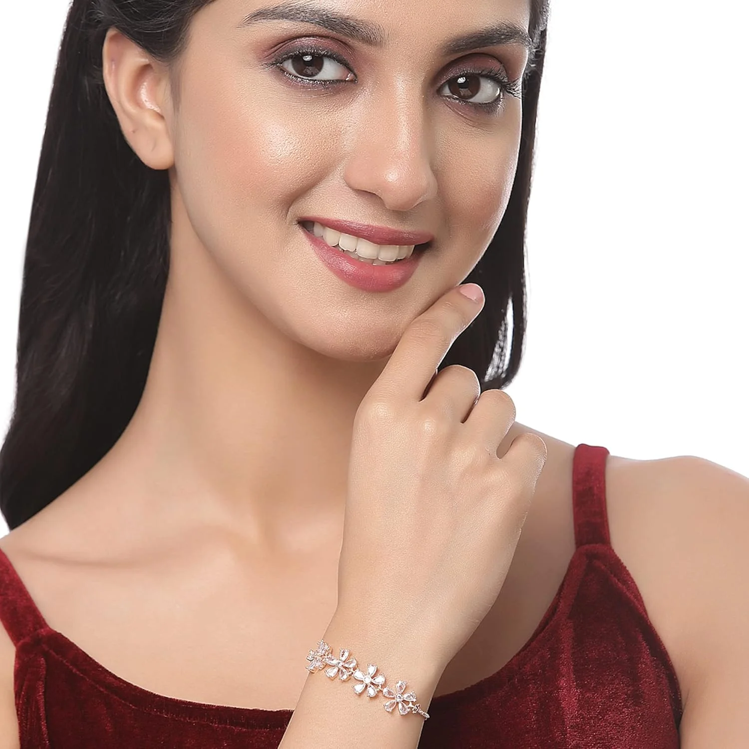 دستبند زنانه طرح گل نگین دار نقره ای برند زنمه (سبز لیمویی) دستبند زنانه طرح گل نگین دار نقره ای برند زنمه (سبز لیمویی)