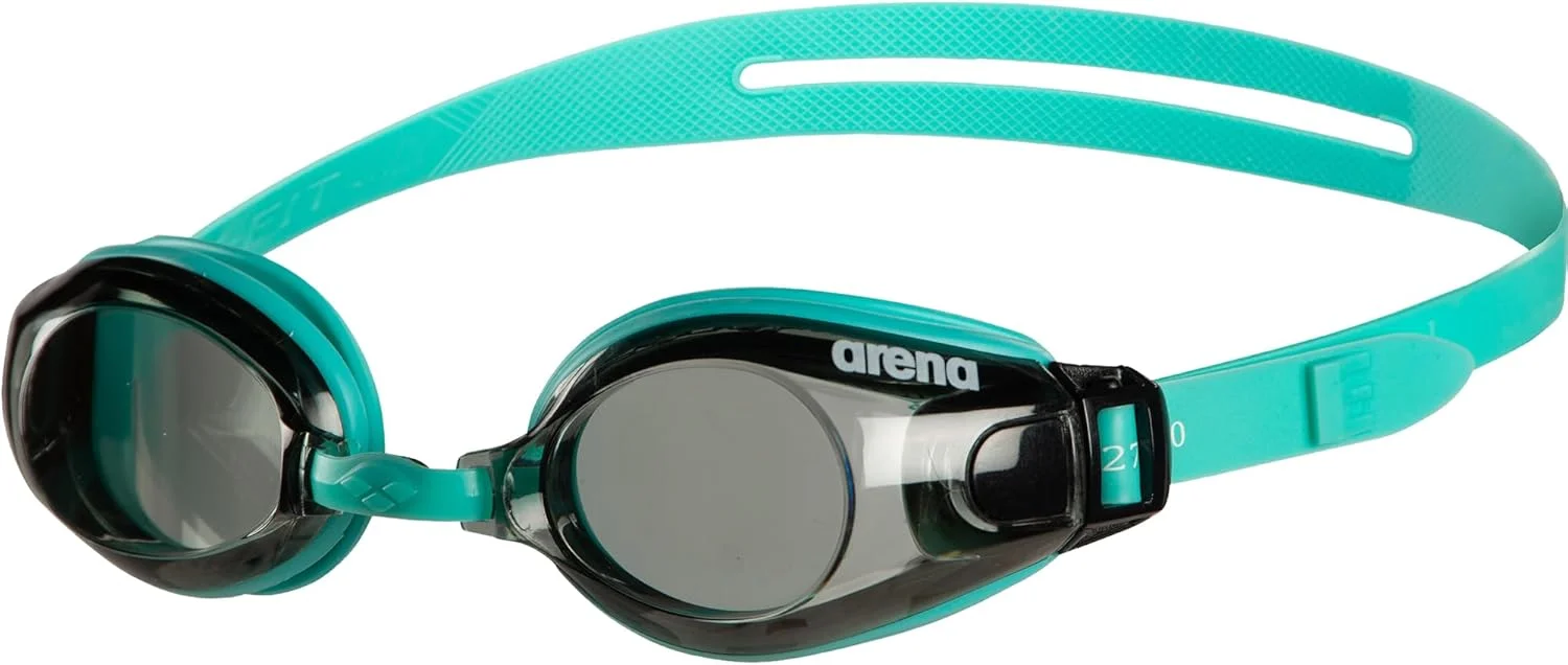 عینک شنا آرنا Zoom X-Fit، مناسب شناگران تفریحی و ورزشی، با لنزهای پهن، محافظت در برابر اشعه ماوراء بنفش، ضد بخار، پل بینی قابل تنظیم و واشرهای سیلیکونی