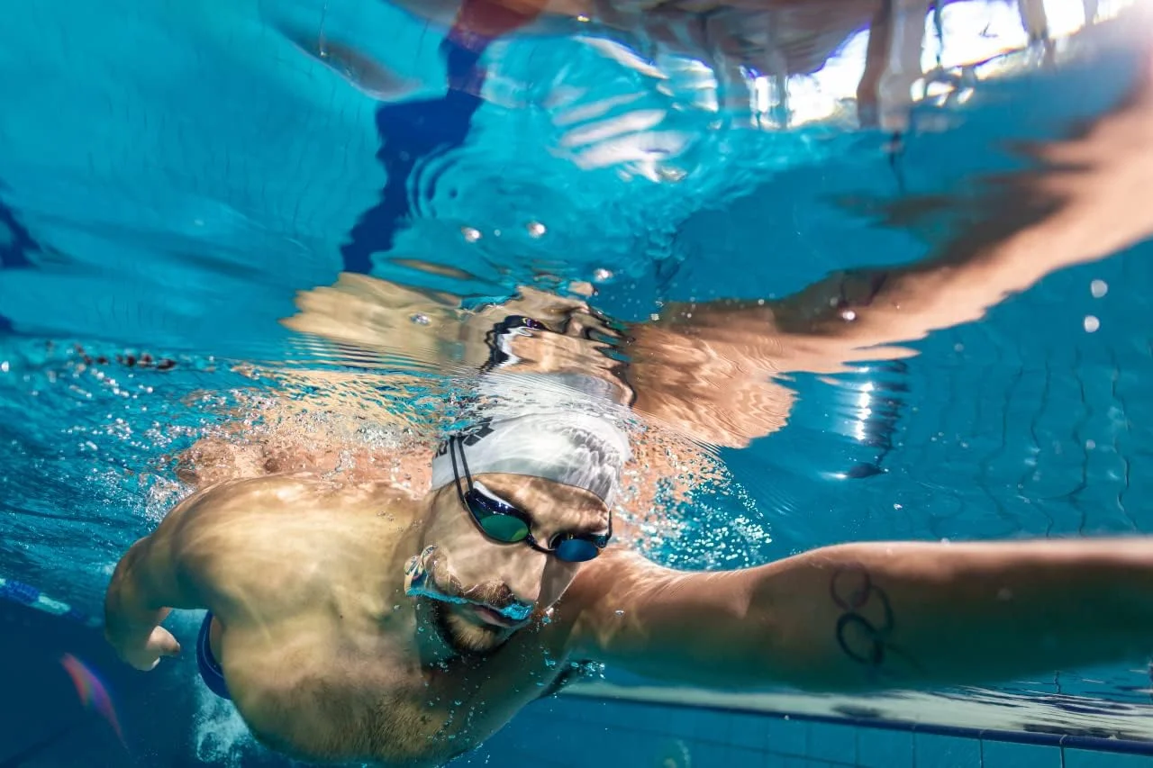 کلاه شنا سیلیکونی کلاسیک آرنا، مناسب بزرگسالان، تمرین و مسابقه، 100% سیلیکون، بدون چروک، لیمویی اسیدی/مشکی کلاه شنا سیلیکونی کلاسیک آرنا، مناسب بزرگسالان، تمرین و مسابقه، 100% سیلیکون، بدون چروک، لیمویی اسیدی/مشکی