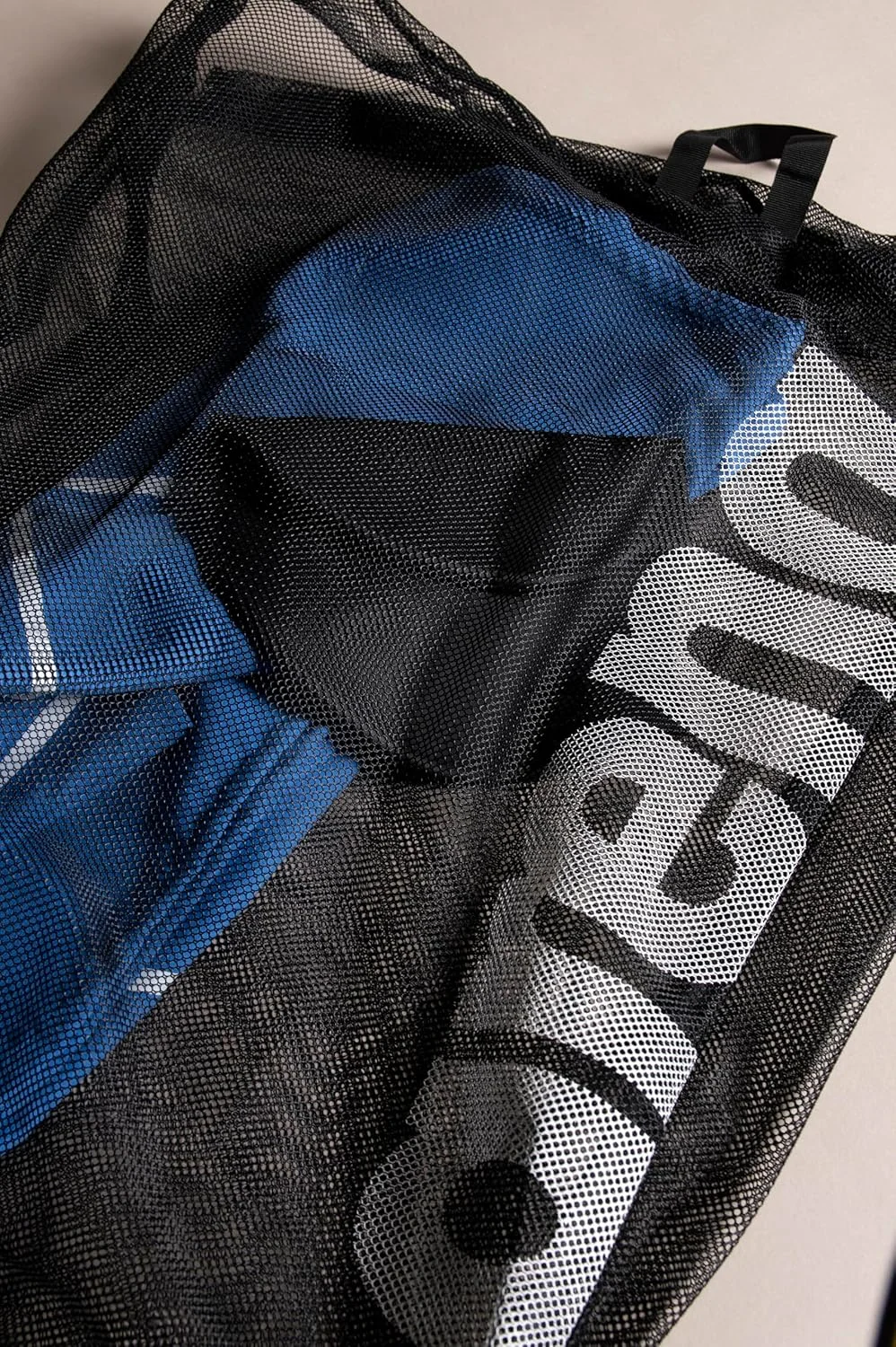 کیف کوله پشتی بند دار شنا آرنا، مناسب استخر و باشگاه کیف کوله پشتی بند دار شنا آرنا، مناسب استخر و باشگاه