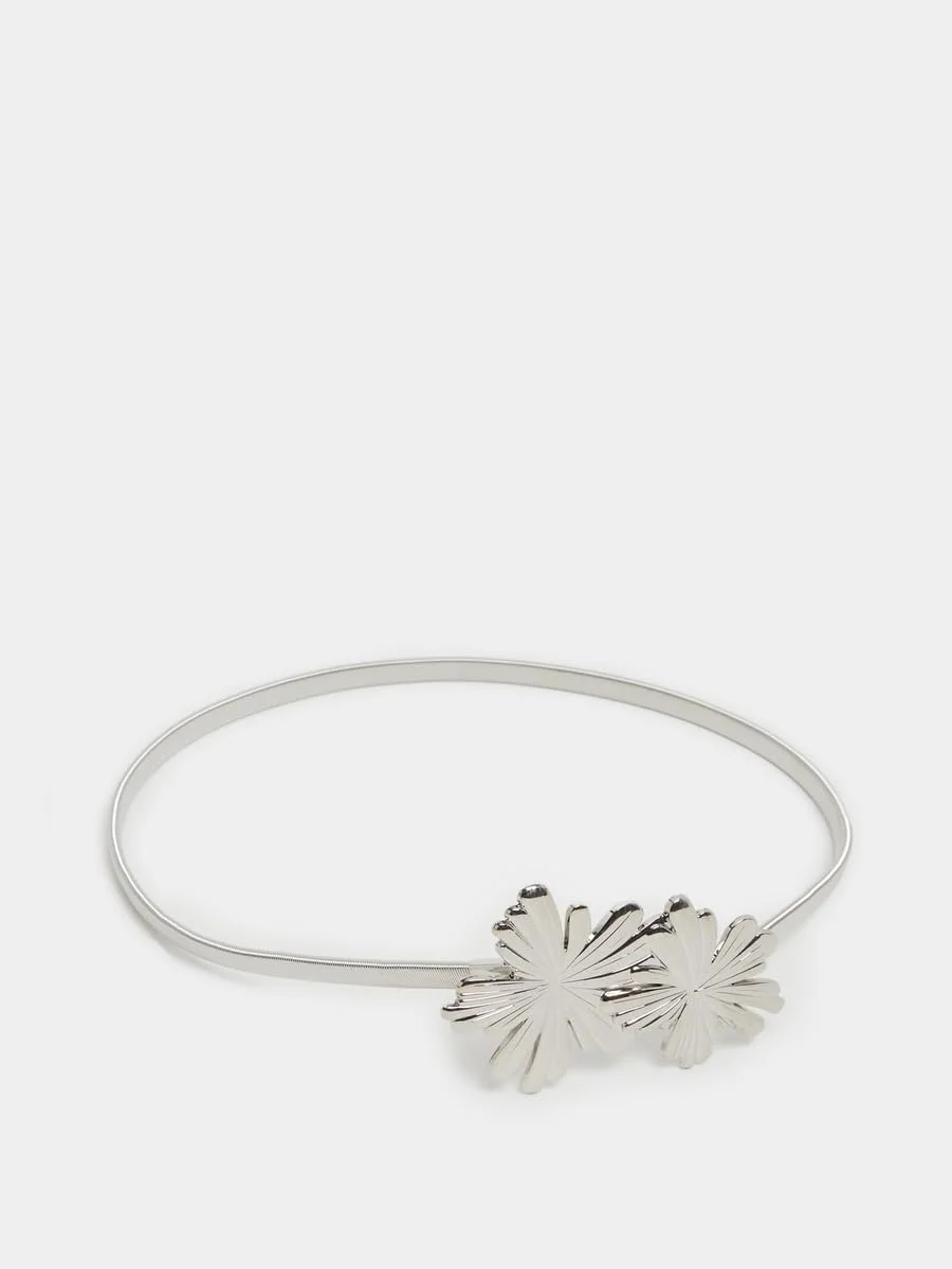 کمربند باریک زنانه استایلی با طرح گل، سایز آزاد، نقره ای کمربند باریک زنانه استایلی با طرح گل، سایز آزاد، نقره ای