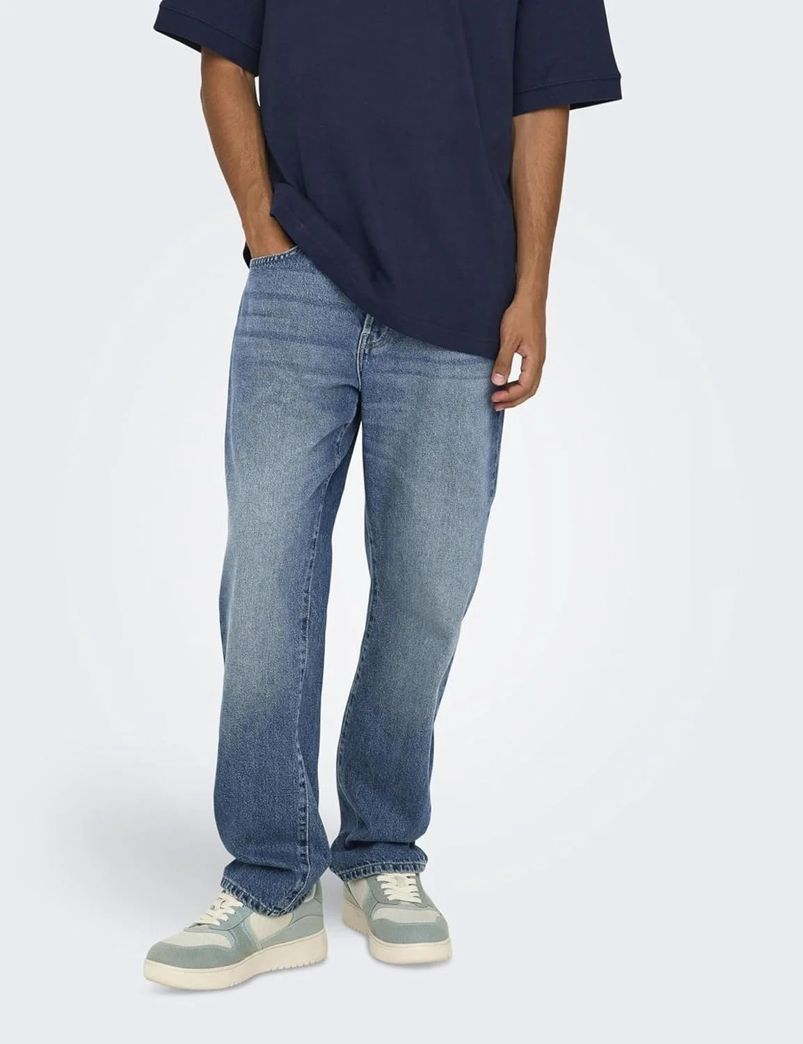 شلوار جین مردانه مدل Onsedge Straight Box Tai DNM Cbo Noos از برند Only & Sons شلوار جین مردانه مدل Onsedge Straight Box Tai DNM Cbo Noos از برند Only & Sons