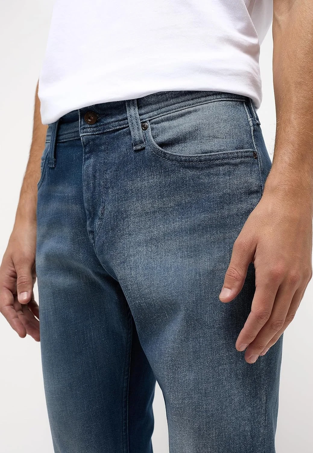 شلوار جین مردانه اسلیم موستانگ مدل وگاس