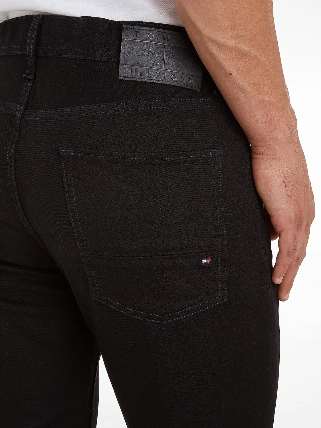 شلوار جین مردانه تامی هیلفیگر مدل Core Denton راسته شلوار جین مردانه تامی هیلفیگر مدل Core Denton راسته