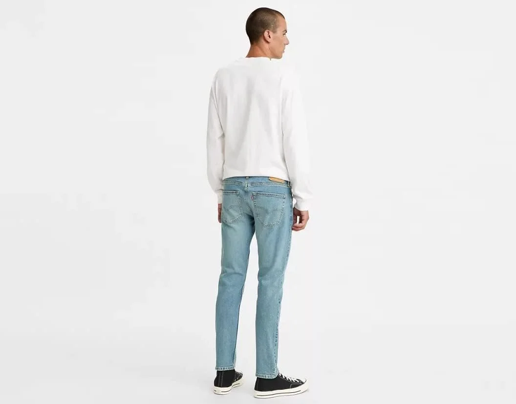 شلوار جین مردانه لیوایز مدل 512 با فیت اسلیم و دمپا باریک شلوار جین مردانه لیوایز مدل 512 با فیت اسلیم و دمپا باریک