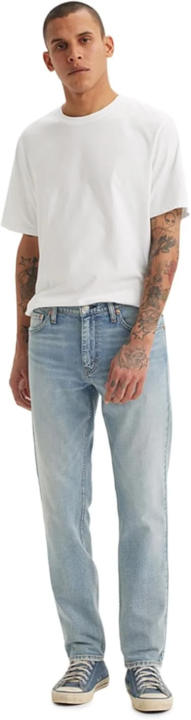 شلوار جین مدرن و خوش‌دوخت. این مدل باریک، نه خیلی جذب است و نه خیلی آزاد. با فیت ساده که در قسمت نشیمنگاه و ران باریک است، مدل 511 ما به خوبی با هر چیزی ست می‌شود و استایلی شیک و راحت را برای شما به ارمغان می‌آورد.