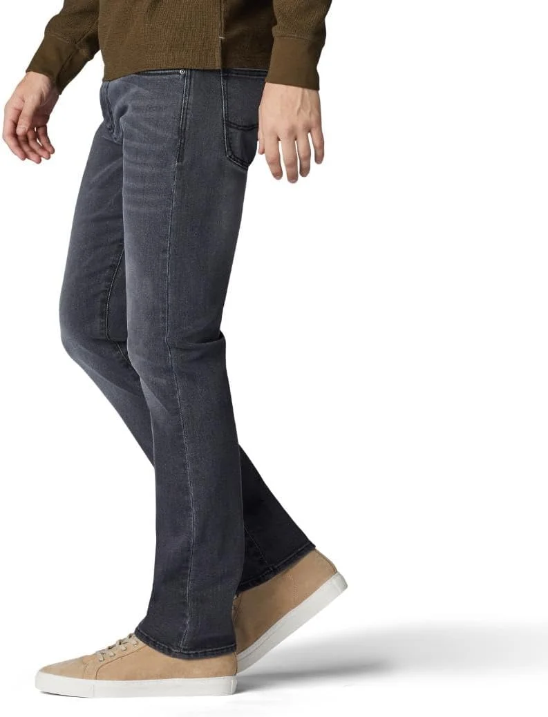شلوار جین مردانه لی مدل Modern Series Extreme Motion با پاچه های راسته و باریک شلوار جین مردانه لی مدل Modern Series Extreme Motion با پاچه های راسته و باریک