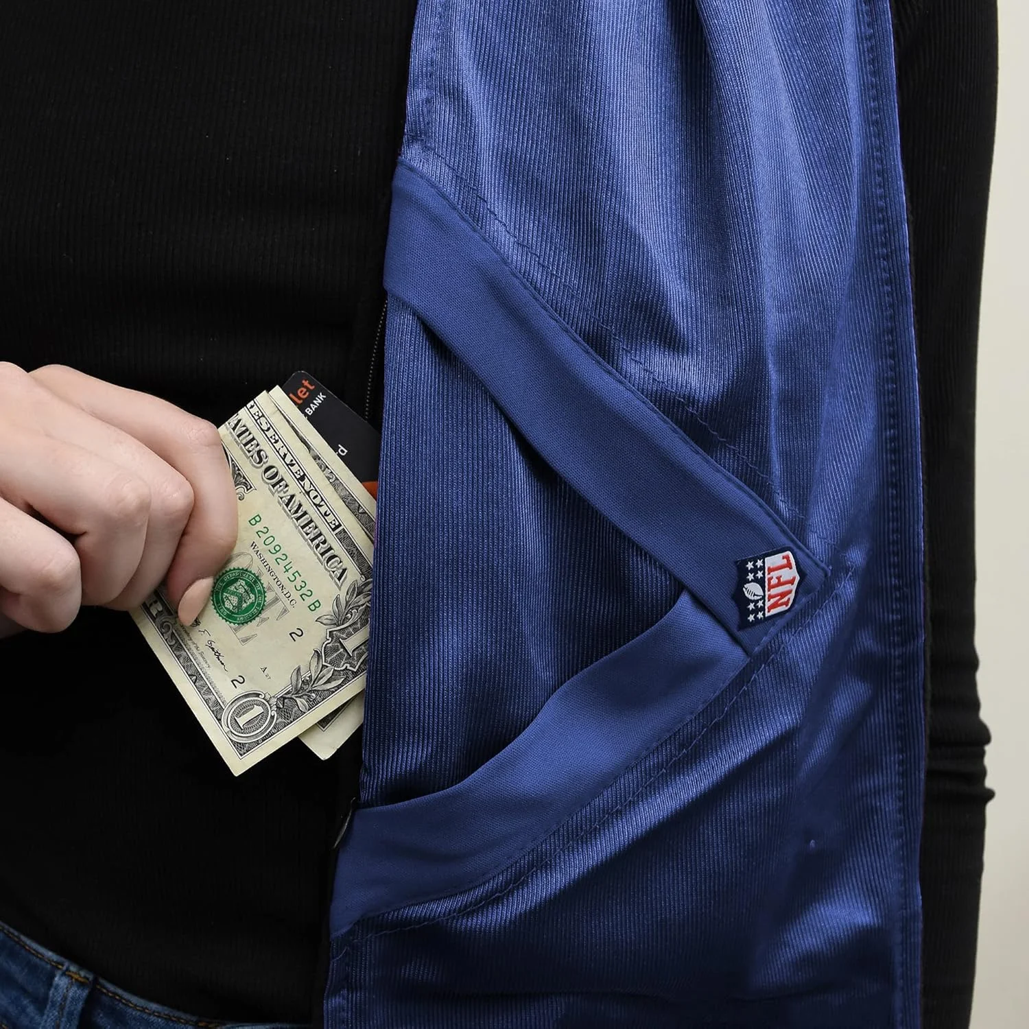 شال گردن طرح پیراهن قهرمانان ان اف ال Littlearth، مناسب برای آقایان و بانوان | شال زمستانی