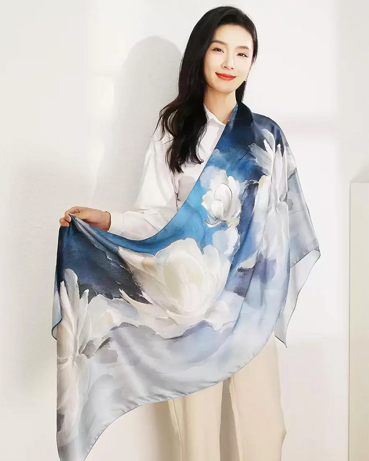 شال مجلسی زنانه، شال بلند ابریشمی، شال های سبک مد روز، اکسسوری تزئینی لباس شب، مناسب مهمانی های رسمی