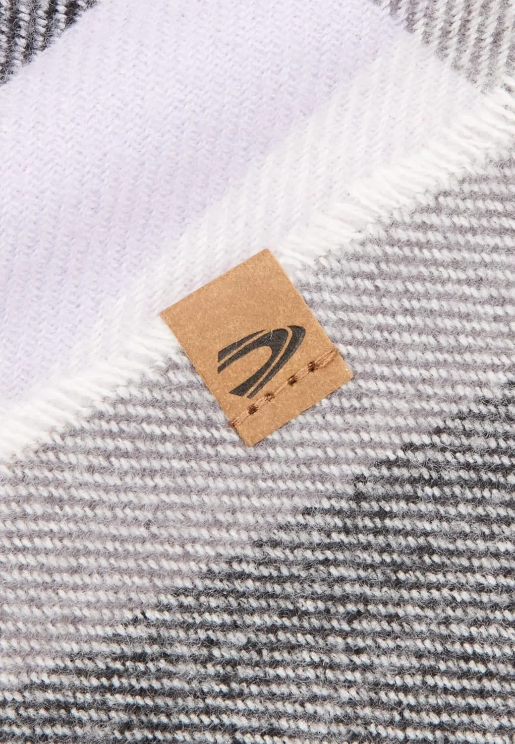 شال گردن زنانه کمل اکتیو مدل 307460-6v46