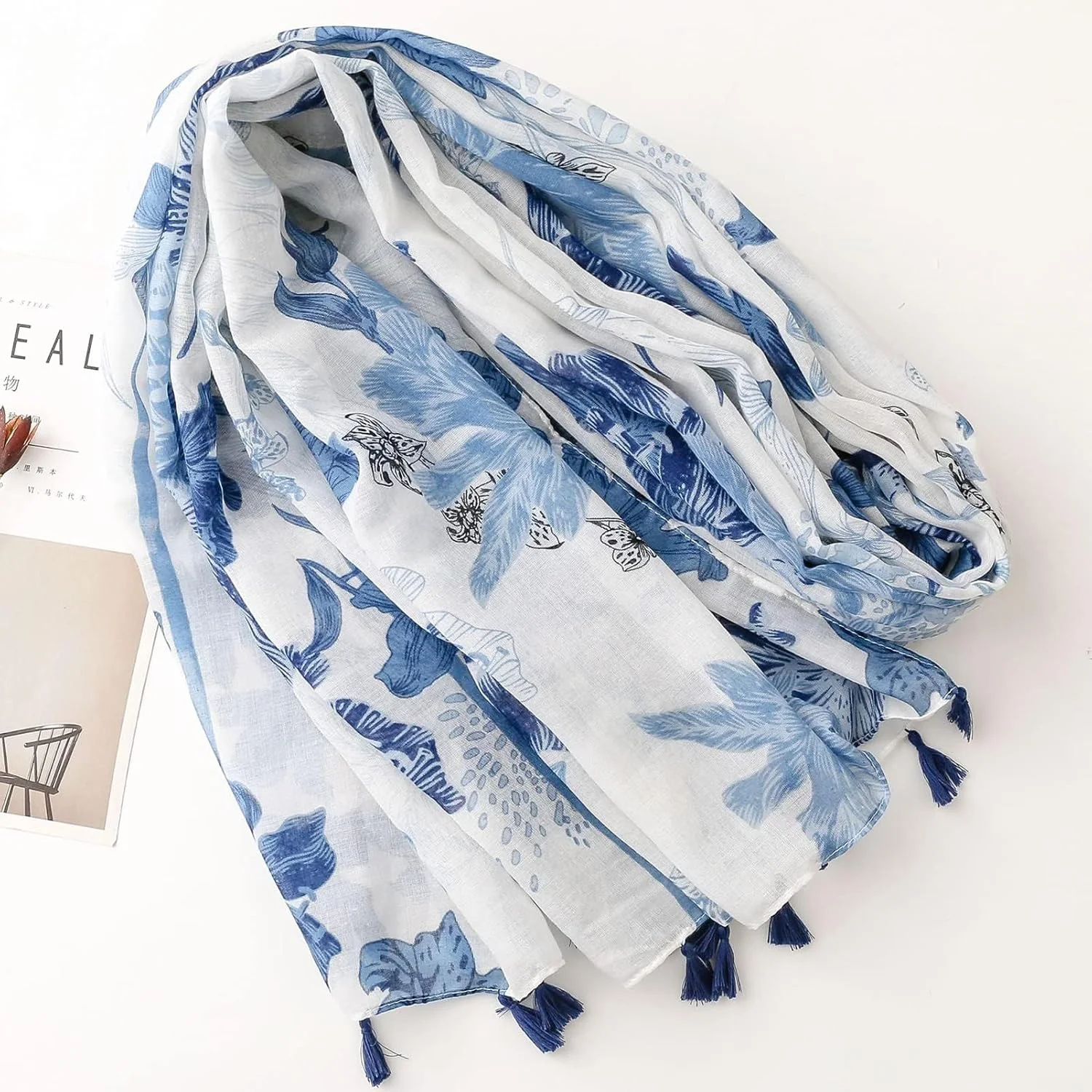 روسری حجاب طرح گلدار زنانه نالاکال با منگوله - نرم، سبک و خنک، شال بوهو مد روز، مناسب برای بهار تا زمستان، هدیه ای ایده آل برای مناسبت های خاص (180x90 سانتی متر)