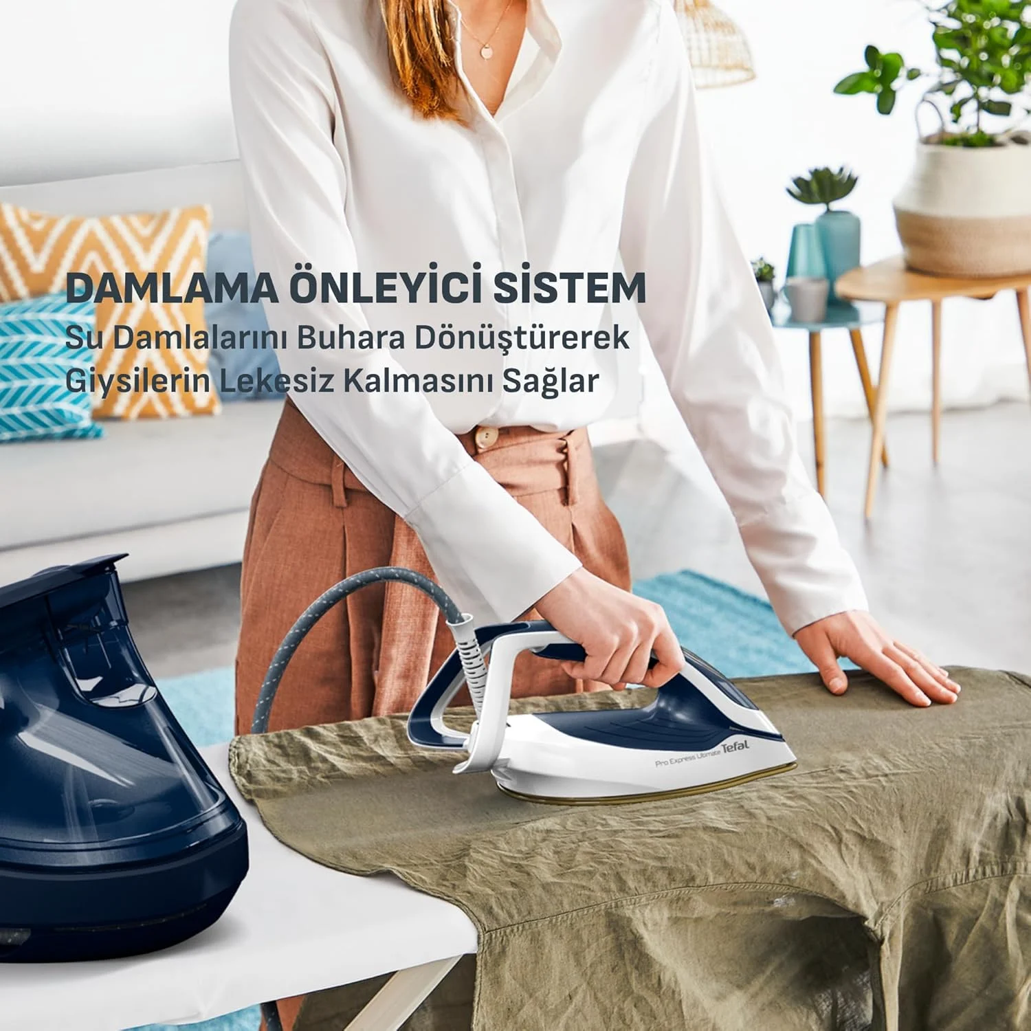 ایستگاه اتو بخار تفال مدل GV9720 Pro Express Ultimate | فشار 8 بار | خروجی مداوم بخار: 170 گرم در دقیقه | تقویت بخار: 590 گرم در دقیقه | جمع کننده رسوب جداشدنی | فوق العاده کم صدا | سفید/آبی