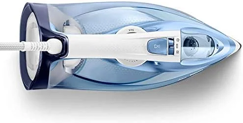 اتو بخار فیلیپس مدل Azur: ۲۴۰۰ وات - ۴۵ گرم در دقیقه - ۱۸۰ SOS - کفی SteamGlide - سیم ۲ متری، ۳۰۰ میلی لیتر - رسوب زدایی سریع - سفید/آبی GC4532/26