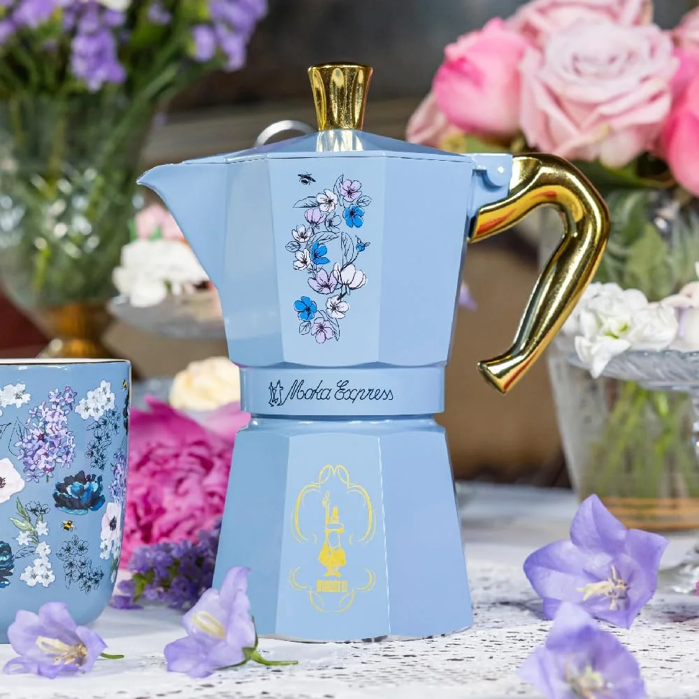 موکا اکسپرس بیالتی بریجرتون 6 فنجان دسته ضد جوش غیر القایی 6 فنجان (270 میلی لیتر) آلومینیومی آبی آسمانی