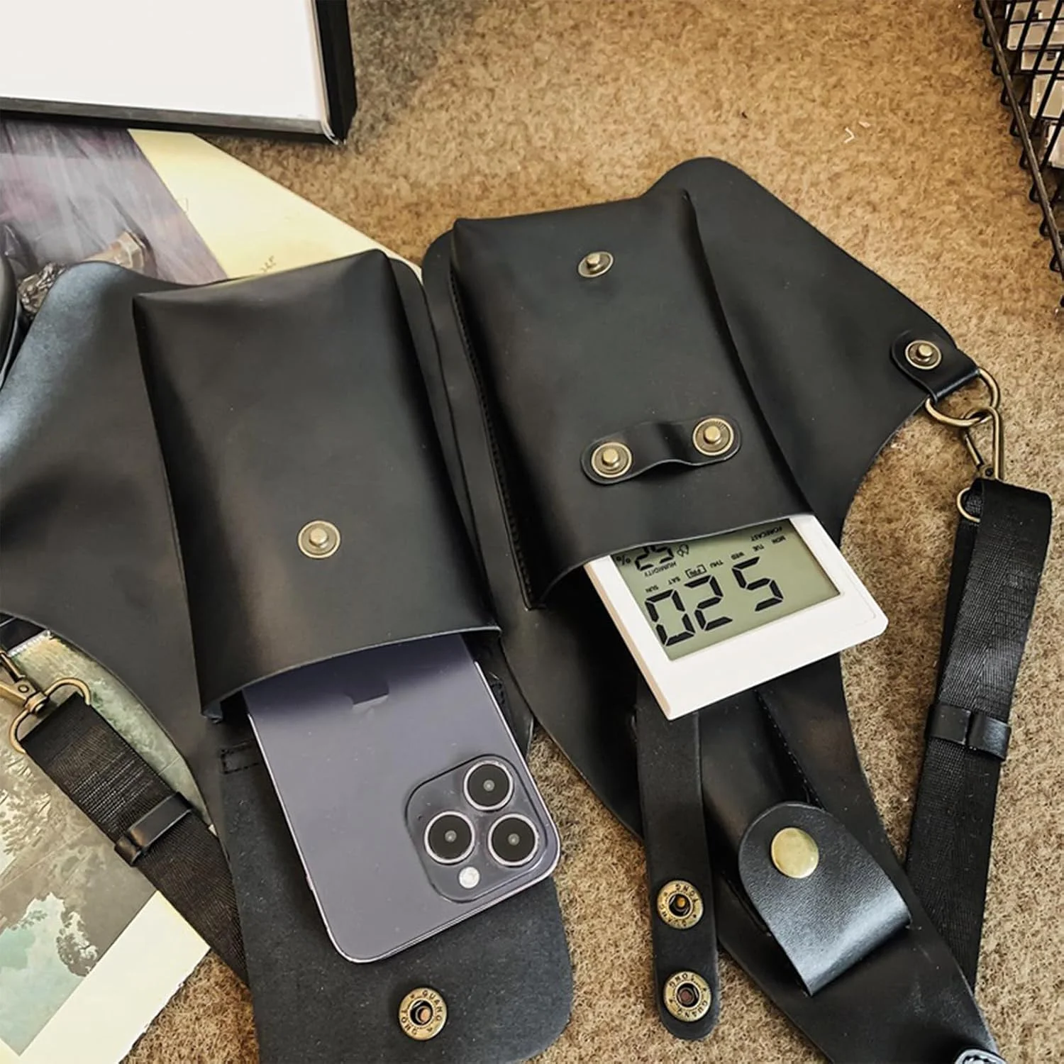 کیف دوشی ضد سرقت مردانه، کوله پشتی مردانه طرح رترو با کیف کراس بادی زیر بغل، کیف پول هارنس ضد سرقت، کیف پول بند چرمی قابل تنظیم (B) کیف دوشی ضد سرقت مردانه، کوله پشتی مردانه طرح رترو با کیف کراس بادی زیر بغل، کیف پول هارنس ضد سرقت، کیف پول بند چرمی قابل تنظیم (B)