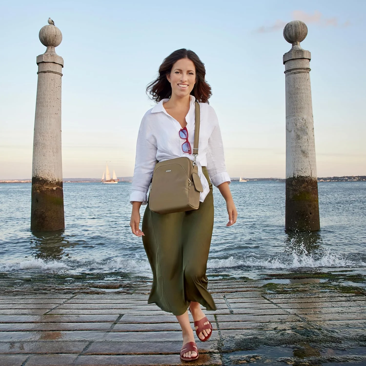 کیف مسافرتی ضد سرقت Travelon مدل کلاسیک، کیف مسافرتی ضد سرقت Travelon کیف مسافرتی ضد سرقت Travelon مدل کلاسیک، کیف مسافرتی ضد سرقت Travelon