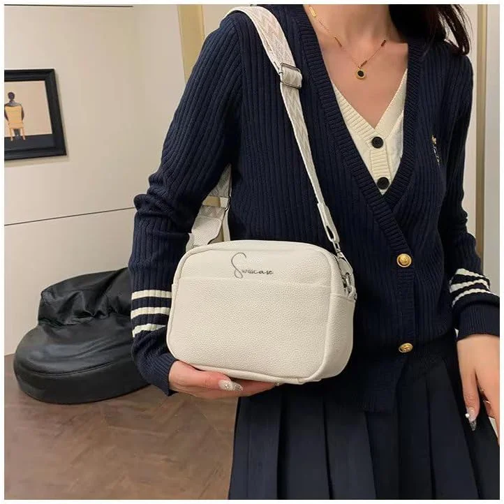 کیف دوشی چرمی SwissCase با بند ضربدری و طرح جناغی، کیف شانه ای بژ با زیپ بالایی، سایز M