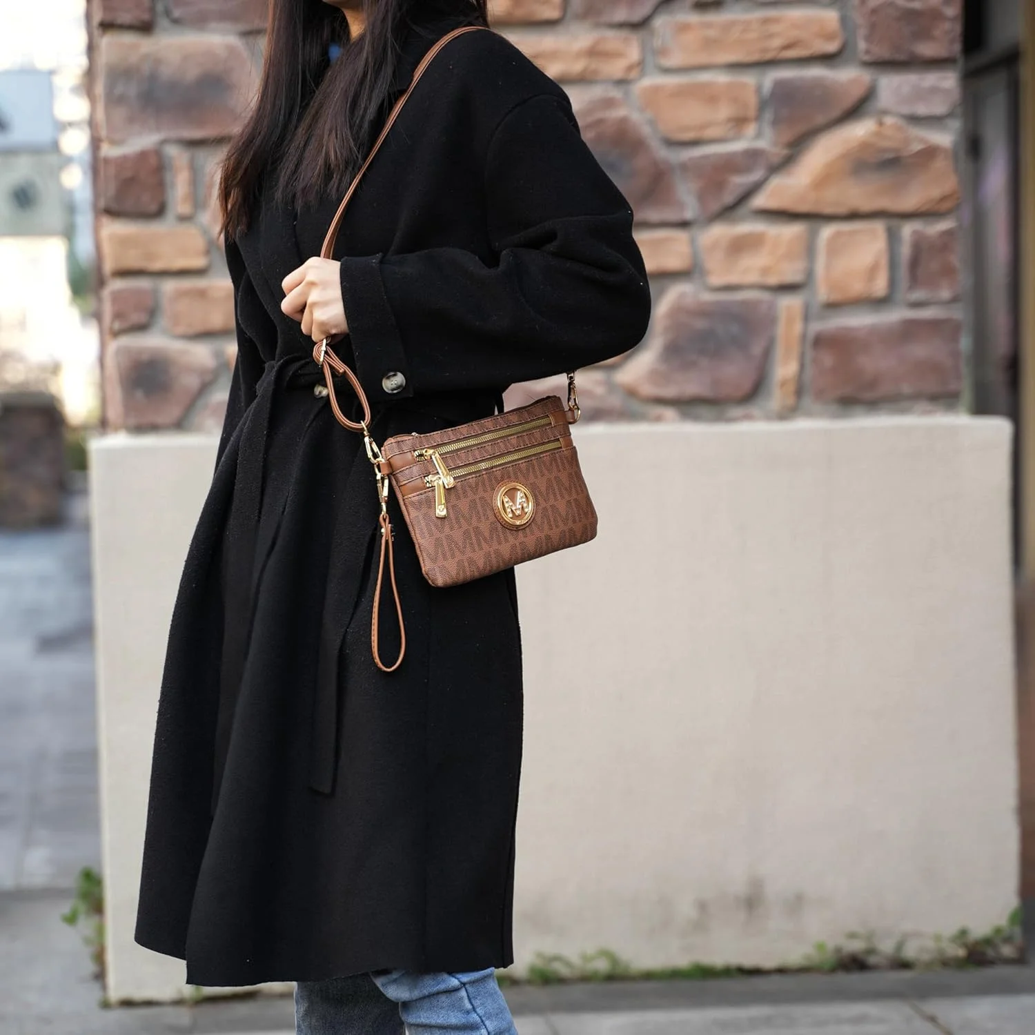 کیف زنانه رونی میلان ام سیگنچر وسترن از کالکشن ام‌کی‌اف