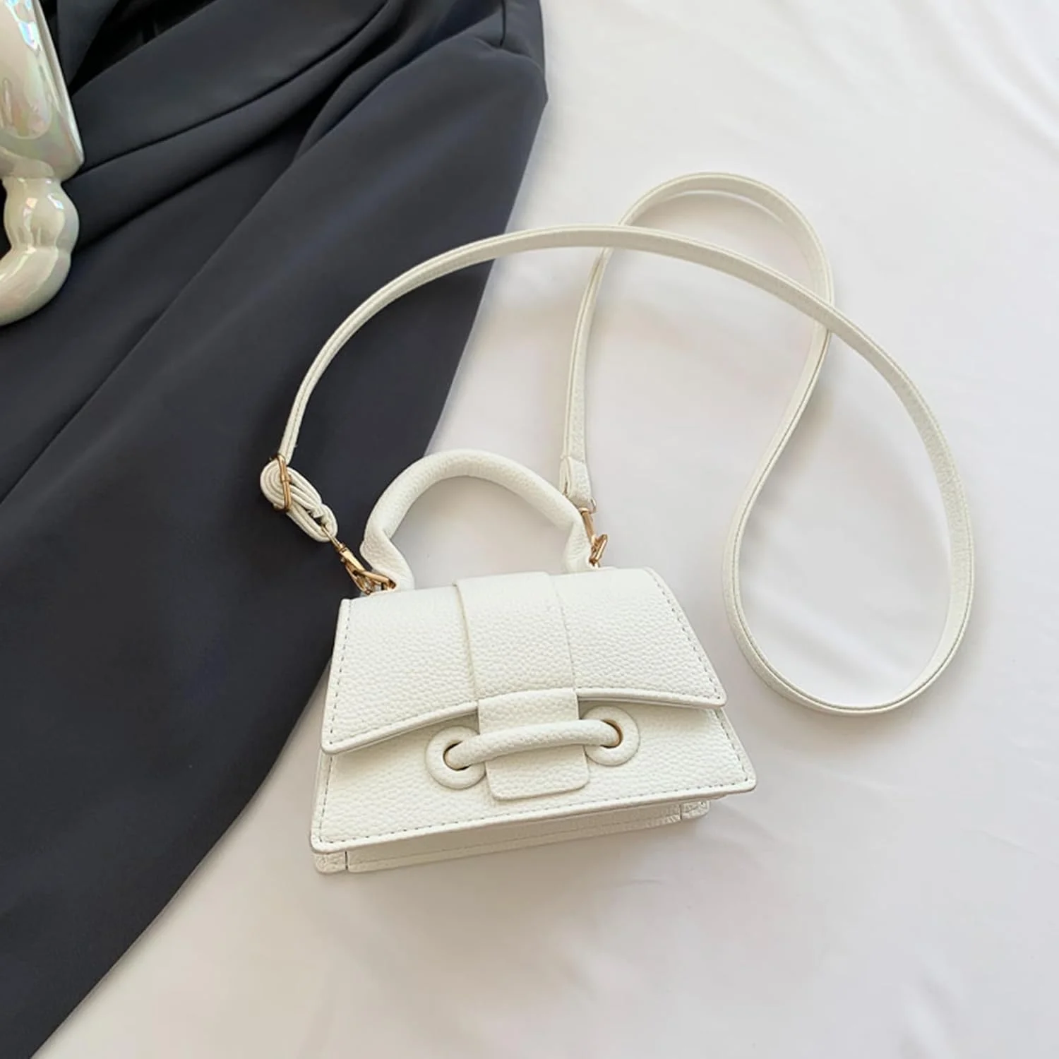 کیف دوشی کوچک زنانه KASTWAVE، کیف دستی کوچک شیک با دکمه مغناطیسی، کیف دستی چرمی PU، کیف دوشی کلاسیک دو منظوره با دسته بالایی، سفید