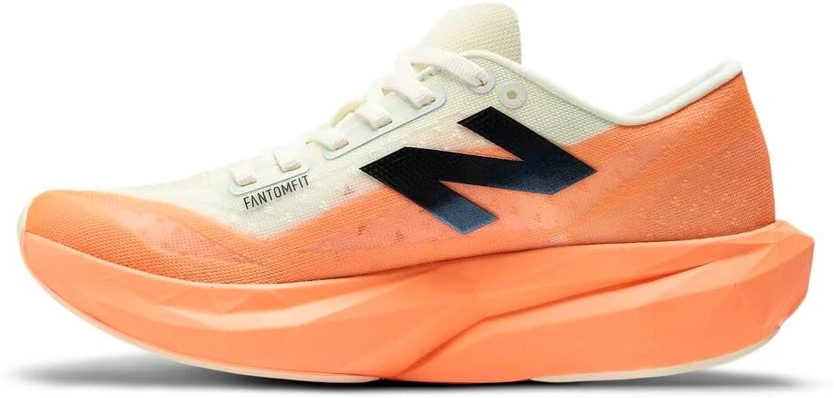 کفش دویدن زنانه نیو بالانس Fuelcell Rebel V4