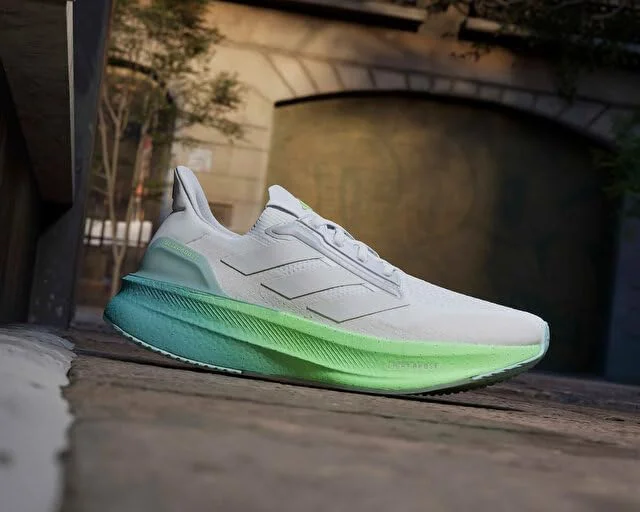 کفش دویدن مردانه آدیداس Ultraboost 5X سفید