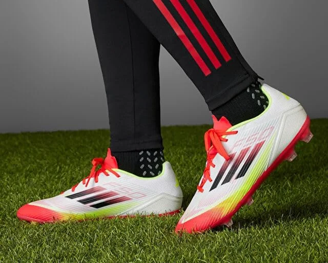 کفش فوتبال آدیداس F50 League FG/MG مناسب برای آقایان و بانوان