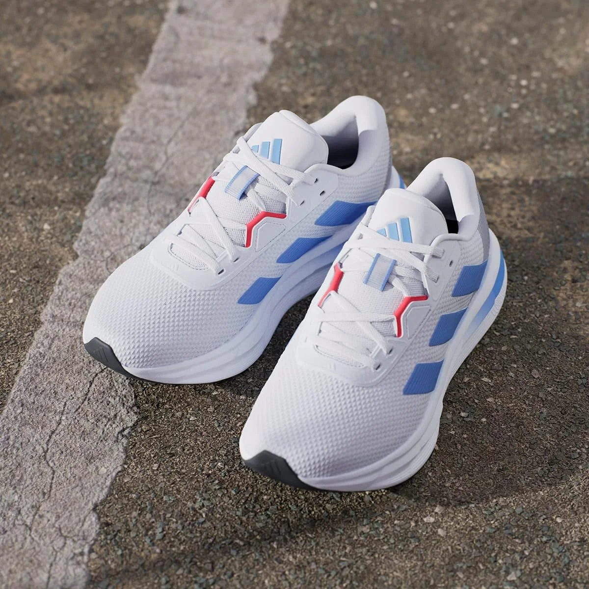 کفش های دویدن مردانه آدیداس گلکسی 7 خاکستری، سایز 43 1/3 اروپا