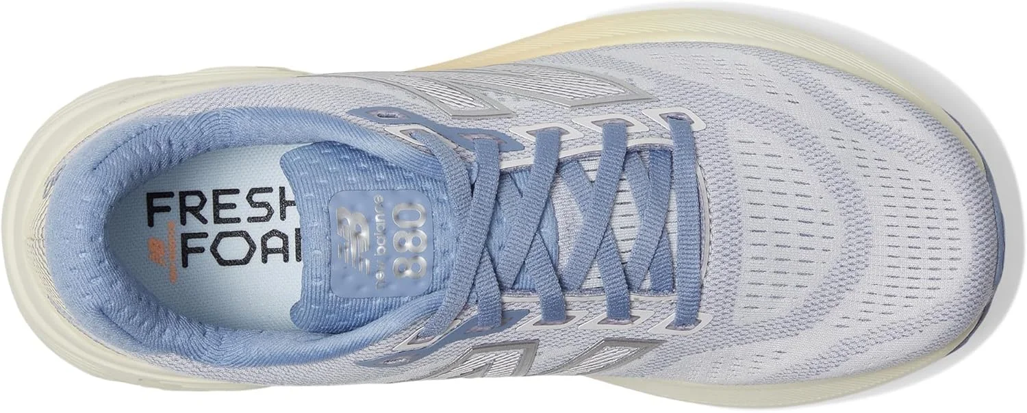 کفش دویدن زنانه نیو بالانس فرش فوم X 880 V15