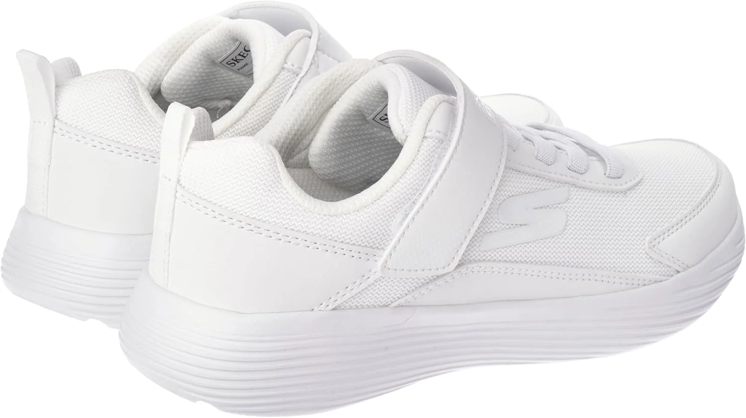 کفش پسرانه اسکیچرز مدل GO RUN 400 V2 کفش پسرانه اسکیچرز مدل GO RUN 400 V2