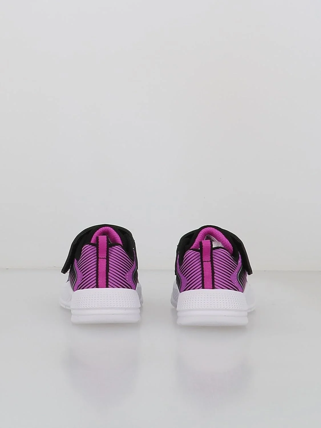 کفش دخترانه اسکیچرز مدل MICROSPEC ADVANCE کفش دخترانه اسکیچرز مدل MICROSPEC ADVANCE