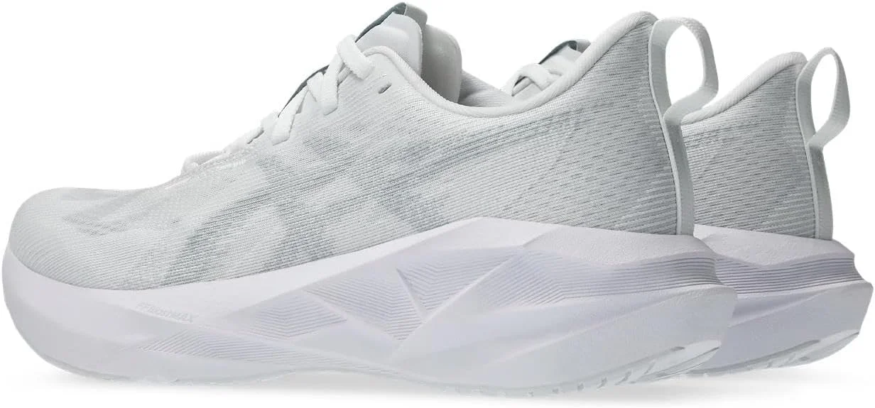 کفش ورزشی زنانه آسیکس NOVABLAST 5