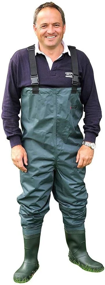 شلوار ساحلی سینه ای نایلونی سبک وزن و ضد آب شکسپیر سیگما با چکمه برای مردان و زنان - مناسب آب پیمایی، ماهیگیری با پشه، شکار و کار در گل و لای