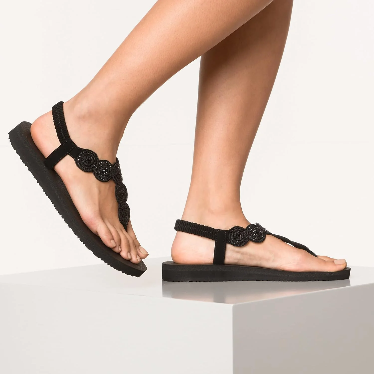 صندل لاانگشتی زنانه اسکیچرز مدل MEDITATION - STARS & SPARKLE - با تزیینات نگین‌دار