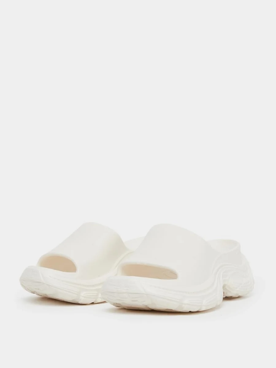 صندل های روفرشی زنانه استایلی با زیره ضخیم