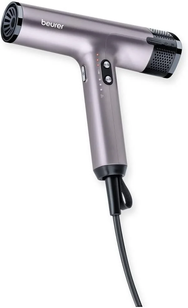 سشوار موی Beurer HC 100 Excellence با موتور دیجیتال، بسیار قدرتمند و فوق العاده سبک، دارای 4 تنظیمات دما و سرعت باد برای خشک کردن سریع و ملایم، به همراه متمرکز کننده و دیسپانسر