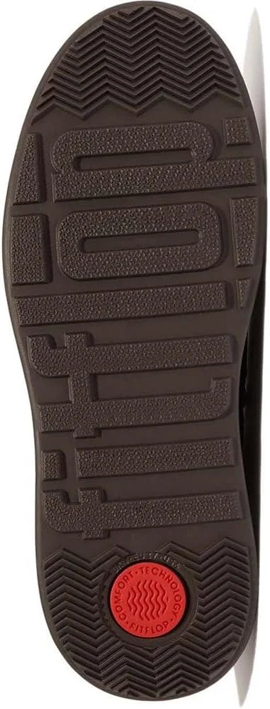 فیت فلاپ. کفش‌های کلاسیک واقعی. با طراحی تمیز، شکل 'کفش تنیس' قدیمی، و زیره‌های میانی آناتومیکوش فوق‌العاده سبک و انعطاف‌پذیر فیت فلاپ، این‌ها کتانی‌هایی هستند که هیچ خانمی نمی‌تواند از آن‌ها چشم‌پوشی کند. کفش‌هایی که با تمام لباس‌های شما - شلوار جین، لباس، کت و شلوارهای سفارشی - فصل به فصل کار می‌کنند. گزینه‌های مناسب شما در روزهای شلوغ که راحتی غیرقابل مذاکره است. ملزومات زندگی. نرم و لایه دار، در چرم لطیف.