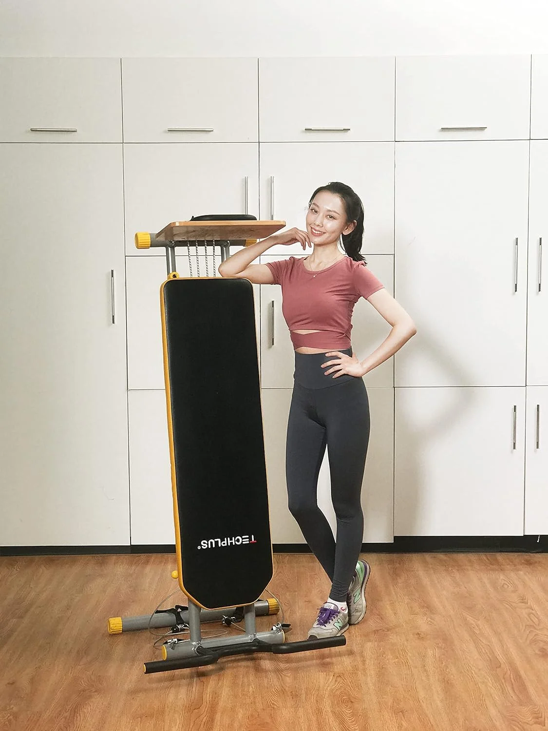 دستگاه بدنسازی خانگی تاشو کامل TECHPLUS Gymform MultiGym تقویت کننده تمرینات ورزشی با 10 سطح مقاومت و لوازم جانبی - بیش از 100 تمرین