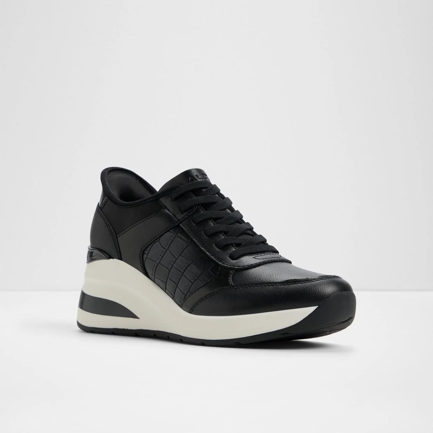 کفش ورزشی زنانه آلدو مدل 20Easyinwedge