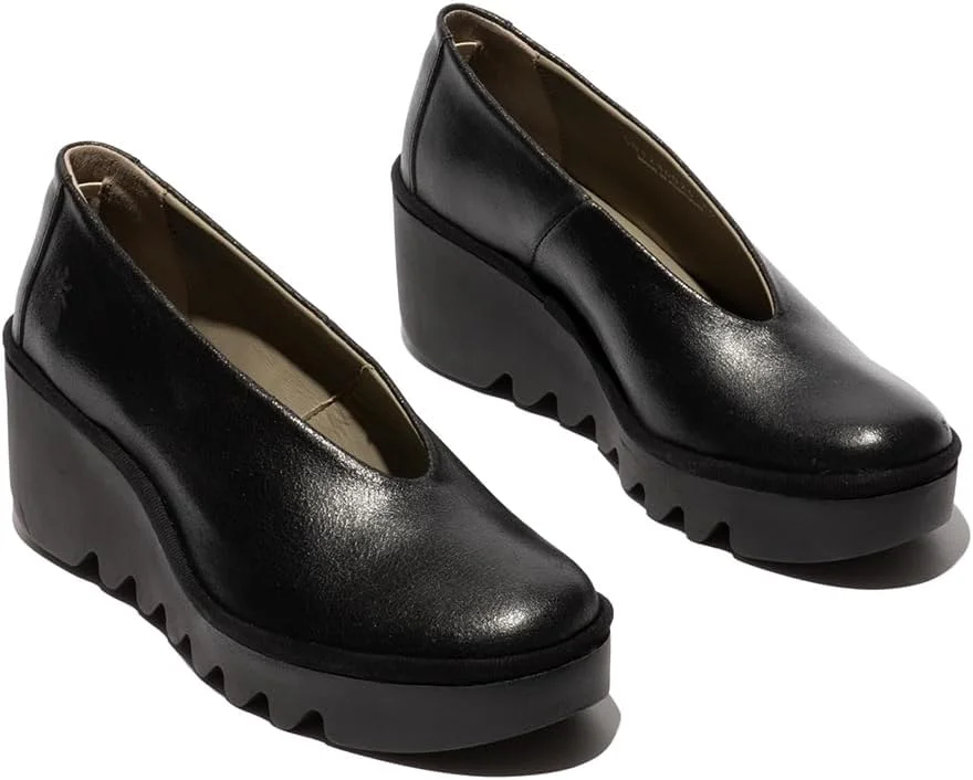 کفش کالج زنانه مدل Beso246fly از Fly London