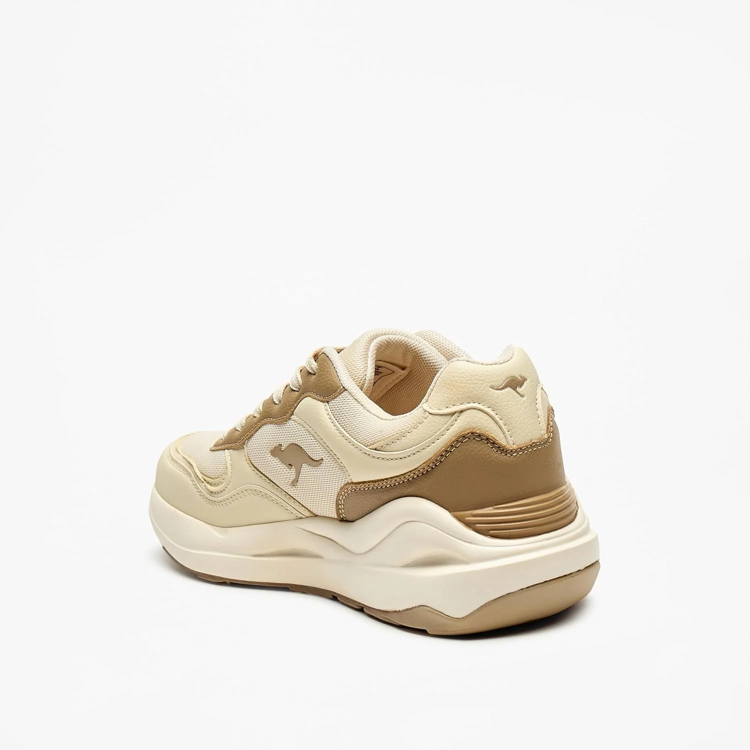 کفش ورزشی زنانه کانگوروز مدل بنددار با پنل، سایز ۴۰ اروپا - ۶.۵ انگلستان، بژ