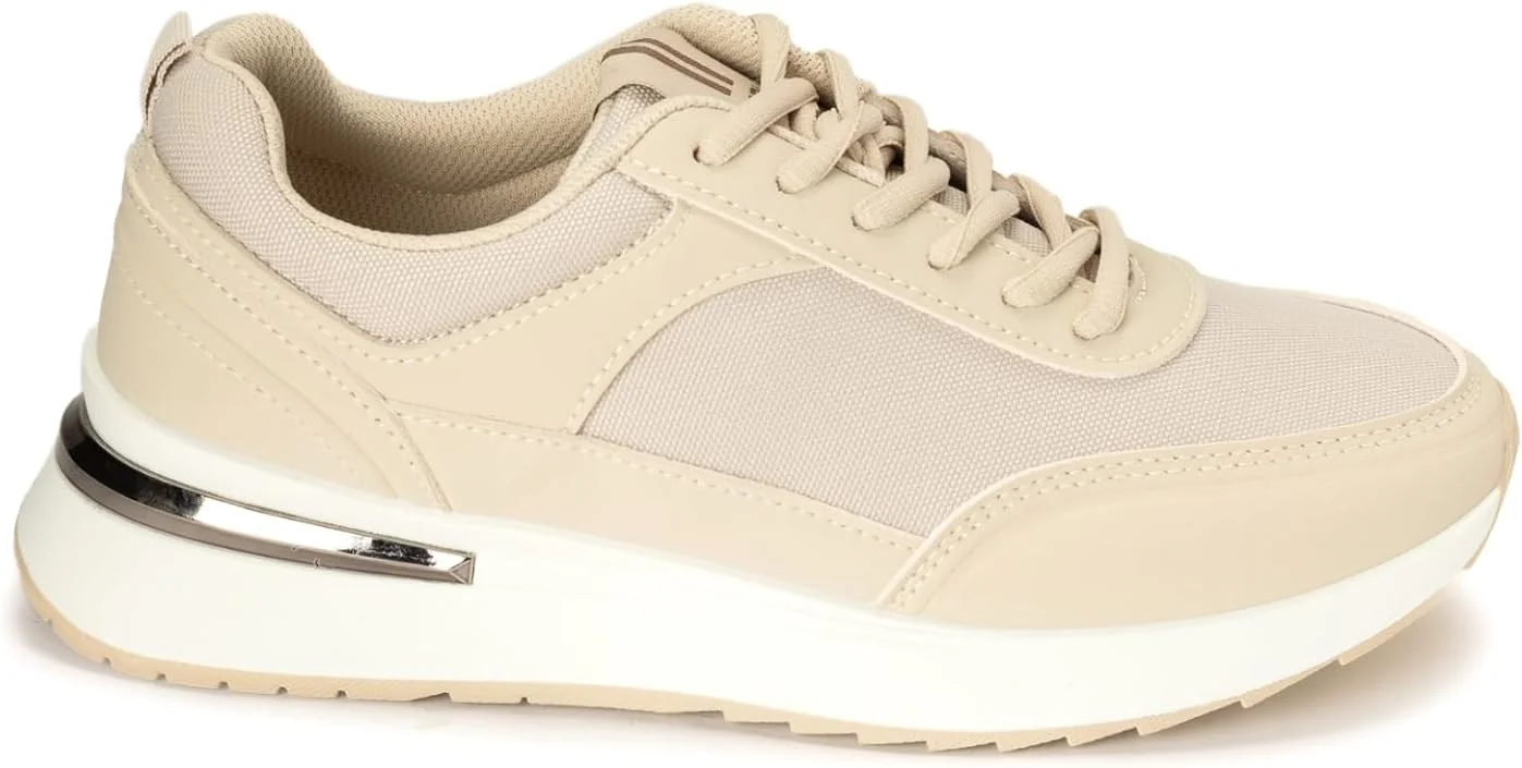 کفش ورزشی بندی زنانه با زیره ضخیم