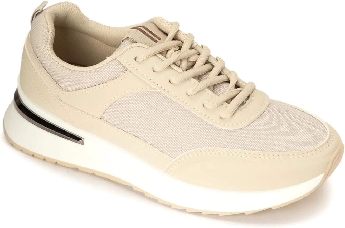 کفش ورزشی بندی زنانه با زیره ضخیم