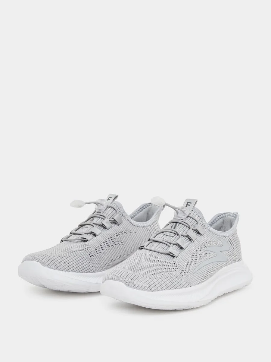 کفش ورزشی زنانه استایلی بنددار