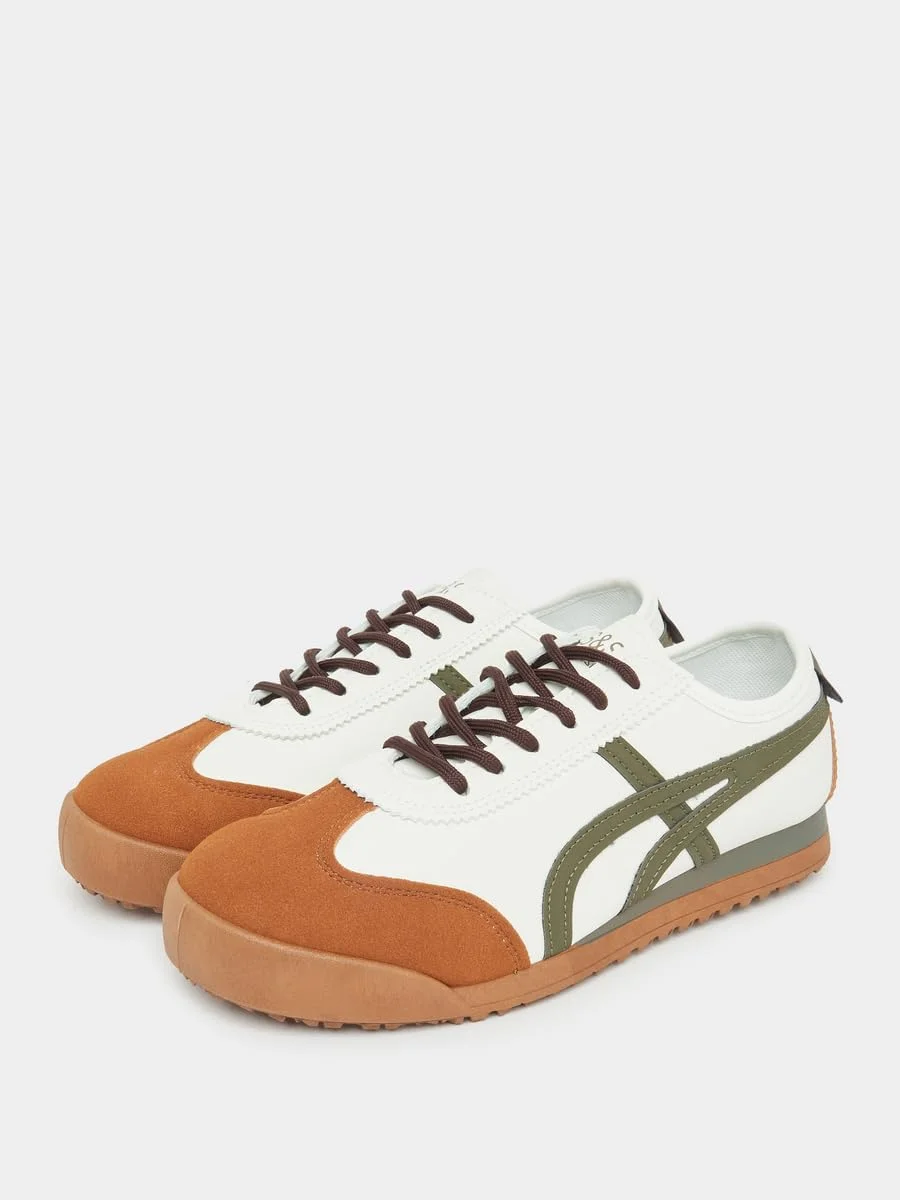 کفش ورزشی زنانه استایلی با نوارهای جانبی و طرح رنگی و بند دار